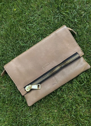 Steffen Schraut Leder Clutch mit Reißverschluss Gold Taupe, marque: Steffen Schraut, état: Bon état, 5,00 €, 5,95 € Protection acheteurs incluse