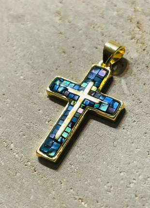 Pendentif doré en coquille d’ Ormeau en forme de croix, marque: pendentif croix ormeau, état: Neuf sans étiquette, 10,00 €, 11,20 € Protection acheteurs (Pro) incluse