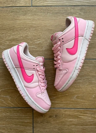 Dunk Low, staat: Heel goed, maat: 38.5, € 40,00, € 42,70 inclusief Kopersbescherming