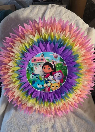 Pignata gabby dollhouse 30cm, marque: Gabby's Dollhouse, état: Très bon état, 12,00 €, 13,30 € Protection acheteurs incluse