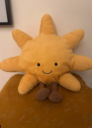 Huge Amuseable sun jellycat BNWT, marke: Jellycat, zustand: Neu, mit Etikett, größe: Einheitsgröße, 210,00 €, 221,20 € inklusive Vinted-Käuferschutz