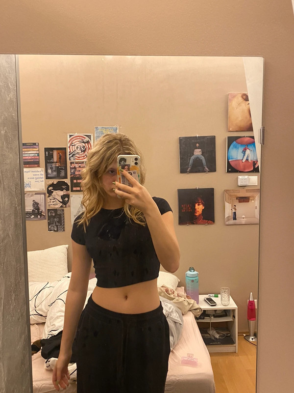 Fekete crop top 2