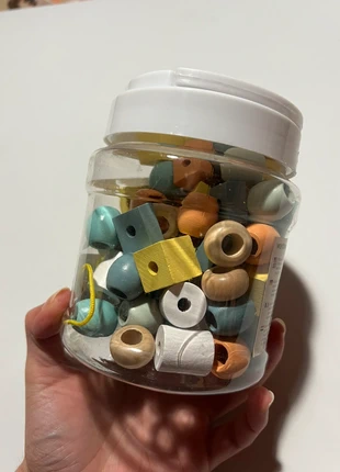 🎨 Baril de perles en bois pastel – Vertbaudet, marca: Vertbaudet, estado: Muito bom, €5.50, €6.48 inclui Proteção do Comprador