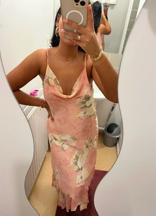 robe rose fleurie à volants, brand: sans marque, condition: Very good, size: L / 40 / 12, €9.00, €10.15 includes Buyer Protection