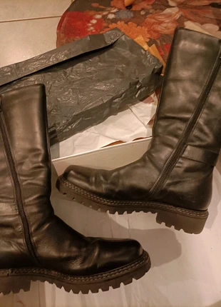 Bottes mi haute, marke: Carlo Colucci, zustand: Sehr gut, größe: 39, 10,00 €, 11,20 € inklusive Vinted-Käuferschutz