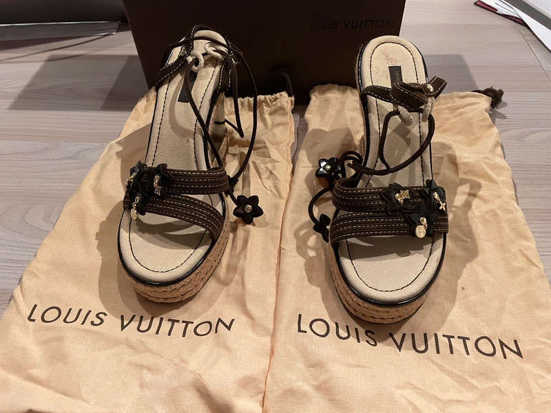 Sandali Louis Vuitton - Vinted