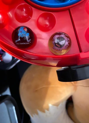 Billes Pokémon Tentacool et Fantôminus en Français, marke: Tomy, zustand: Gut, größe: Einheitsgröße, 4,50 €, 5,43 € inklusive Vinted-Käuferschutz