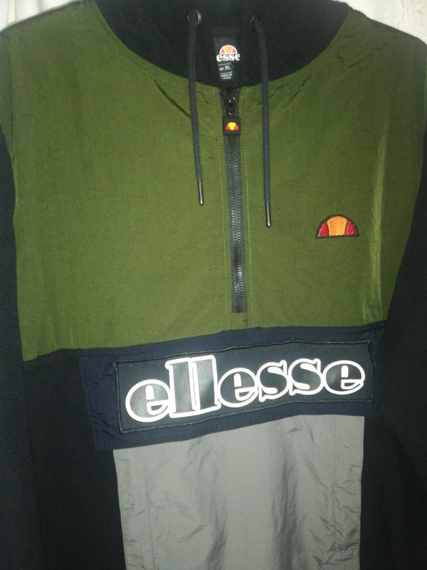 Pull clearance ellesse homme