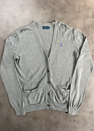 Cardigan Ralph Lauren gris logo brodé violet taille M style old money, marque: Ralph Lauren, état: Très bon état, taille: M, 35,00 €, 37,45 € Protection acheteurs (Pro) incluse