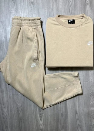 Ensemble pull jogging Nike fleece / beige logo brodé blanc / taille M, brand: Nike, condition: Very good, size: M / 38 / 10, €50.00, €53.20 includes Buyer Protection Pro