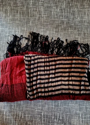 Foulard Armand Thiery, marque: Armand Thiery, état: Très bon état, 15,00 €, 16,45 € Protection acheteurs incluse