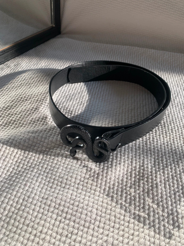 Black leather belt 1