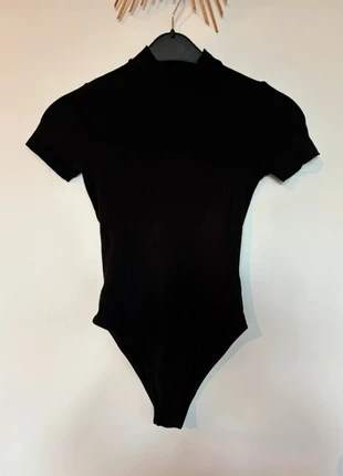 Body noir manche courte Jennyfer / Taille XS, merk: Jennyfer, staat: Heel goed, maat: XS / 34 / 6, € 5,00, € 5,95 inclusief Kopersbescherming