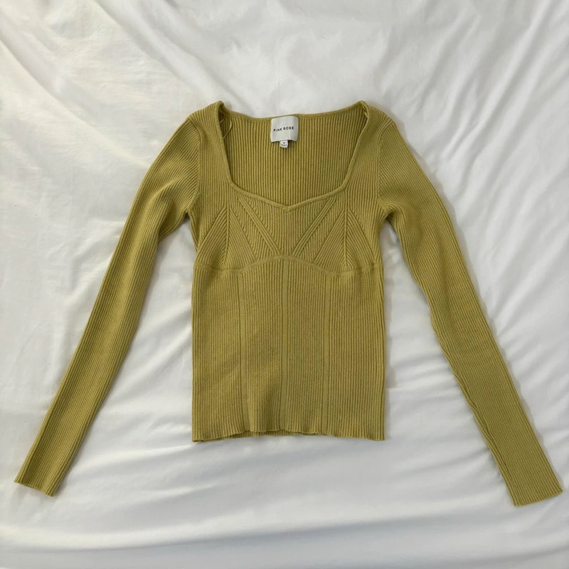 Green long sleeve 1