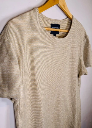 T-shirt bonobo rayé beige et blanc, marke: Bonobo, zustand: Sehr gut, größe: XL / 42 / 14, 4,00 €, 4,90 € inklusive Vinted-Käuferschutz