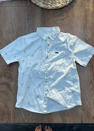 Chemise motif palmier, merk: Zara, staat: Nieuw zonder prijskaartje, maat: 7 jaar / 122 cm, € 6,00, € 7,00 inclusief Kopersbescherming