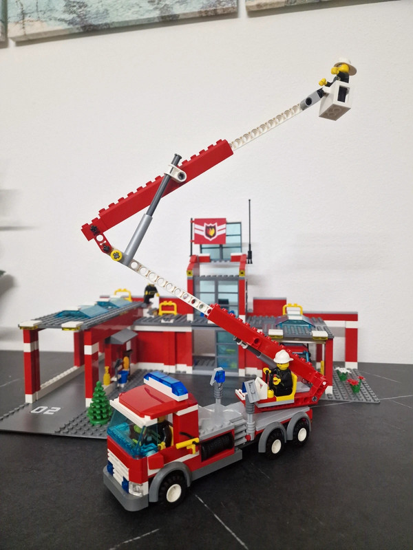 Ricambi & accessori per LEGO® City Caserma dei pompieri 60110