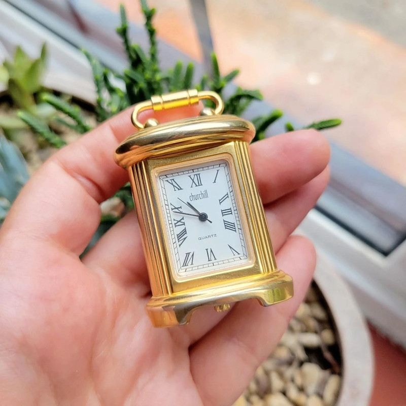Quartz mini clock hotsell