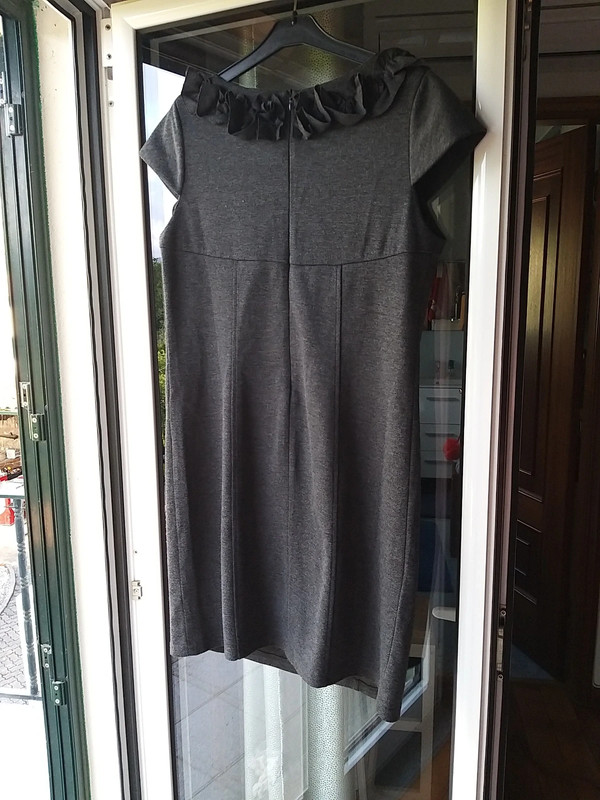 Vestido cinza escuro de malha tamanho S/M 3