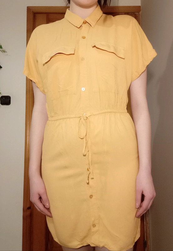 Żółta sukienka Bershka - Vinted