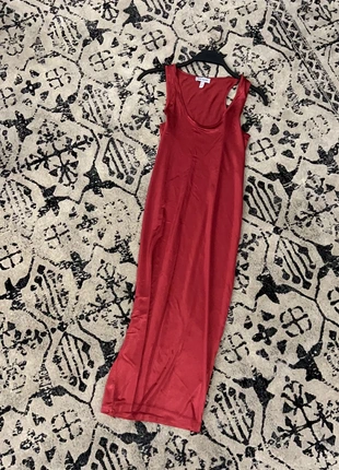 Vestido Bordeaux Brilhante , marque: Ana Sousa, état: Neuf sans étiquette, taille: S / 36 / 8, 10,00 €, 11,20 € Protection acheteurs incluse