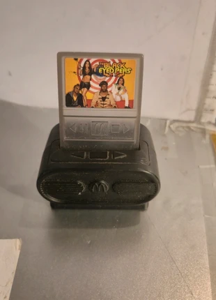 Mcdonalds Happy meal item musicbox The black eyes peas, merk: Happy Meal, staat: Heel goed, maat: Universeel, € 15,00, € 16,45 inclusief Kopersbescherming