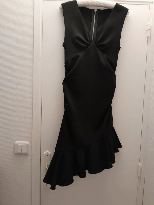 Robe asymétrique noire 1