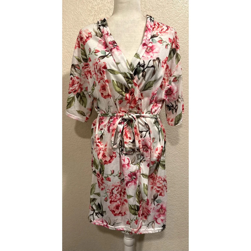 Show Me Your Mumu Floral White/pink House Robe 1