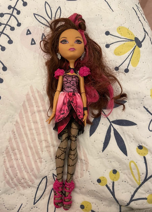 Ever After High Briar Beauty poupée neuve - Vinted