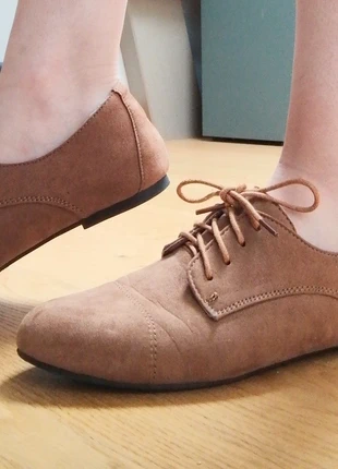 Chaussures de costume pour femme , marque: La Halle, état: Bon état, taille: 37, 8,00 €, 9,10 € Protection acheteurs incluse