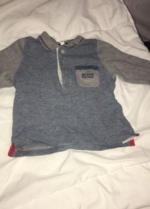 Polo bébé , marque: Hugo Boss, état: Très bon état, taille: 12-18 mois / 80 cm, 25,00 €, 26,95 € Protection acheteurs incluse