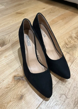 Black heels size 3, brand: Fiore, condition: Good, size: 3, £3.00, £3.85 includes Buyer Protection