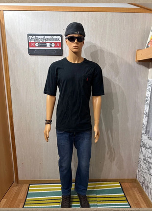 Tee-shirt Ralph Lauren noir Taille L #67, marque: Ralph Lauren, état: Bon état, taille: L, 18,00 €, 19,60 € Protection acheteurs (Pro) incluse