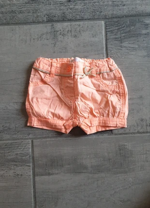 Short 6 mois, marque: Kitchoun, état: Très bon état, taille: 3-6 mois / 62 cm, 2,00 €, 2,80 € Protection acheteurs incluse