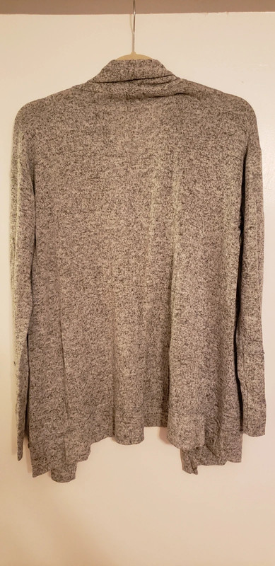 Light weight grey cardigan 4