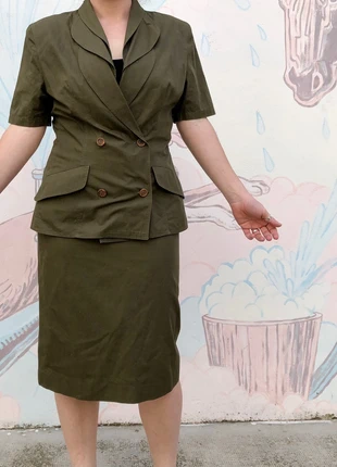 Completo giacca + gonna midi vintage Ribelle, brand: Ribelle, condizioni: Ottime, taglia: M / IT 42 / EU 38, €10.00, €11.20 include la Protezione acquisti