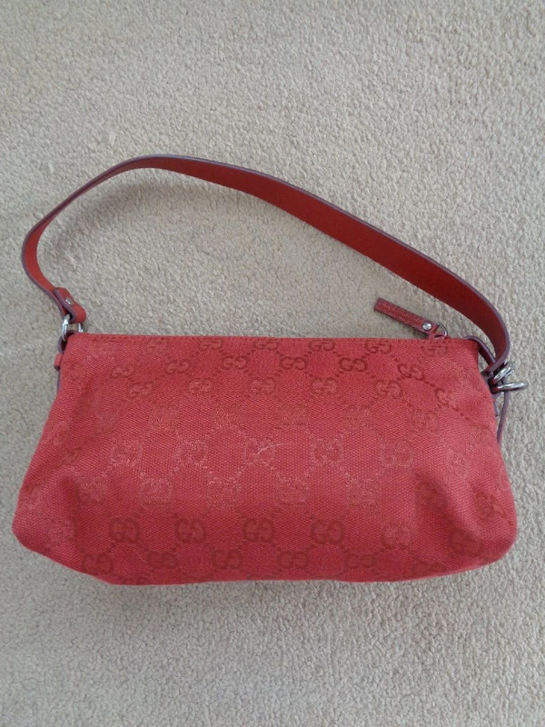 Gucci red 2024 monogram bag