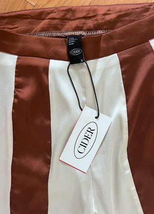 Pantaloni a zampa a righe Cider, marke: Cider, zustand: Neu, mit Etikett, größe: S / 36 / 8, 8,00 €, 9,10 € inklusive Vinted-Käuferschutz