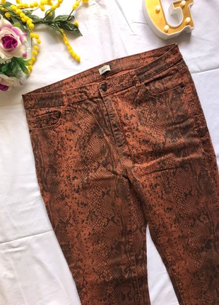 Jeans con stampa pitonata - jeans , marque: Pimkie, état: Neuf sans étiquette, taille: XL / 42 / 14, 8,50 €, 9,63 € Protection acheteurs incluse