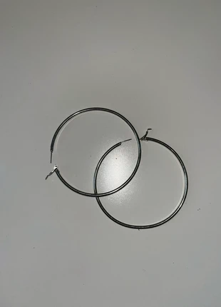 Big silver hoops, staat: Heel goed, € 7,00, € 8,05 inclusief Kopersbescherming