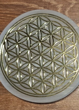 "Fleur de Vie" plaque de rechargement et de purification en sélénite + nappe tarot, marque: fleur de vie, état: Très bon état, 15,00 €, 16,45 € Protection acheteurs incluse