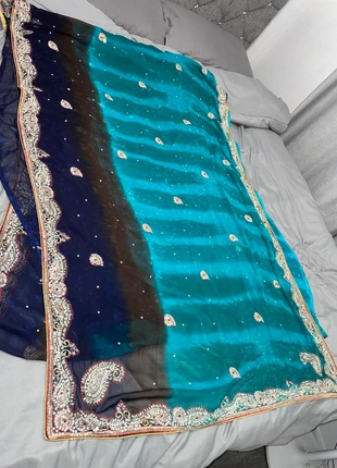 Saree bleu dégradé, marca: saree, estado: Muy bueno, tamaño: Talla única, 15,00 €, 16,45 € Protección al comprador incluida