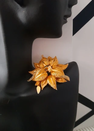 Jolie broche en métal doré femme, estado: Bueno, 3,00 €, 3,85 € Protección al comprador incluida