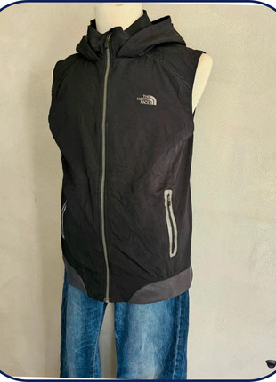 Veste sans manche a capuche the north face noir gris taille L, marke: The North Face, zustand: Sehr gut, größe: L, 34,90 €, 37,35 € beinhaltet Vinted-Käuferschutz Pro