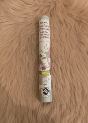 Encens patchouli géranium, marque: Aromandise, état: Très bon état, 5,50 €, 6,48 € Protection acheteurs (Pro) incluse