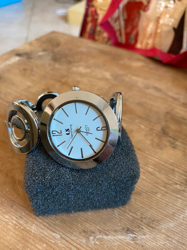 Montre quartz discount femme vintage