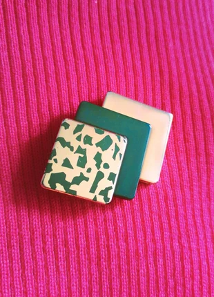 Broche bakélite géométrique vert foncé doré mid century art déco accessoires , brand: Vintage, condition: Very good, €25.00, €26.95 includes Buyer Protection Pro