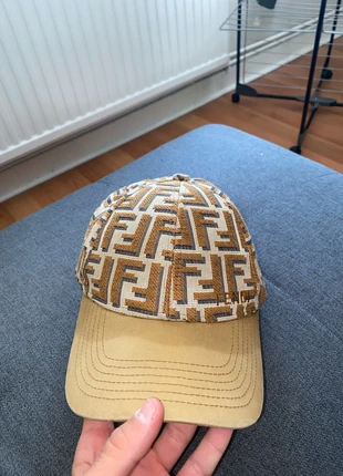 Casquette fendi, brand: Fendi, condition: Satisfactory, size: M, €200.00, €210.70 includes Buyer Protection