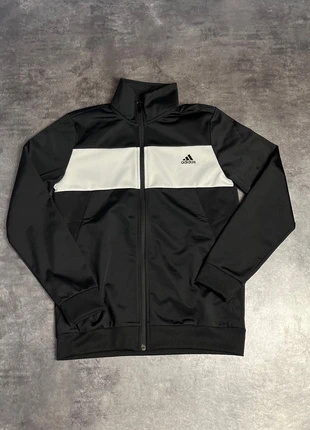 Gilet de sport Adidas noir et blanc | taille 11-12 ans, marque: adidas, état: Très bon état, taille: 12 ans / 152 cm, 5,00 €, 5,95 € Protection acheteurs incluse