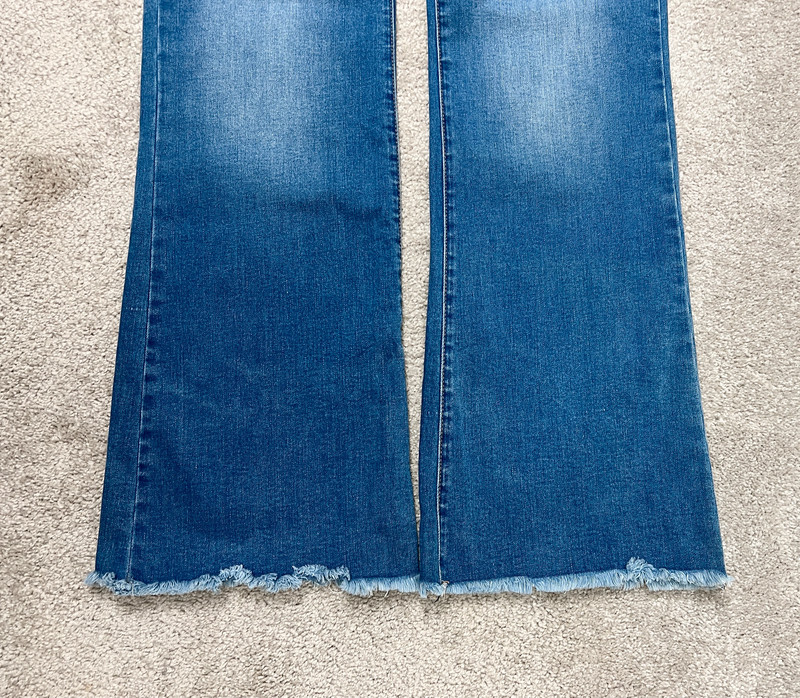 Wax Jeans Womens 13/31 Blue Denim Pants High Rise Flared Frayed Hems NWT 3